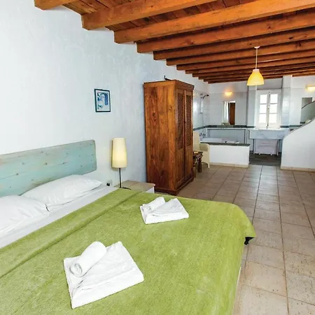 Gorgeous In بيت للعطل بوموس